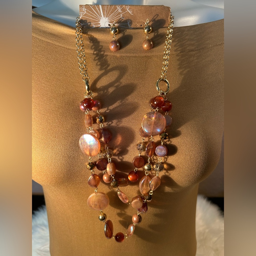 Gold Tone Amber Honey Multi Faceted Beaded Necklace & Earrings